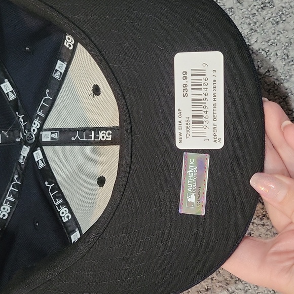 New Era Baseball Hat - Picture 8 of 12